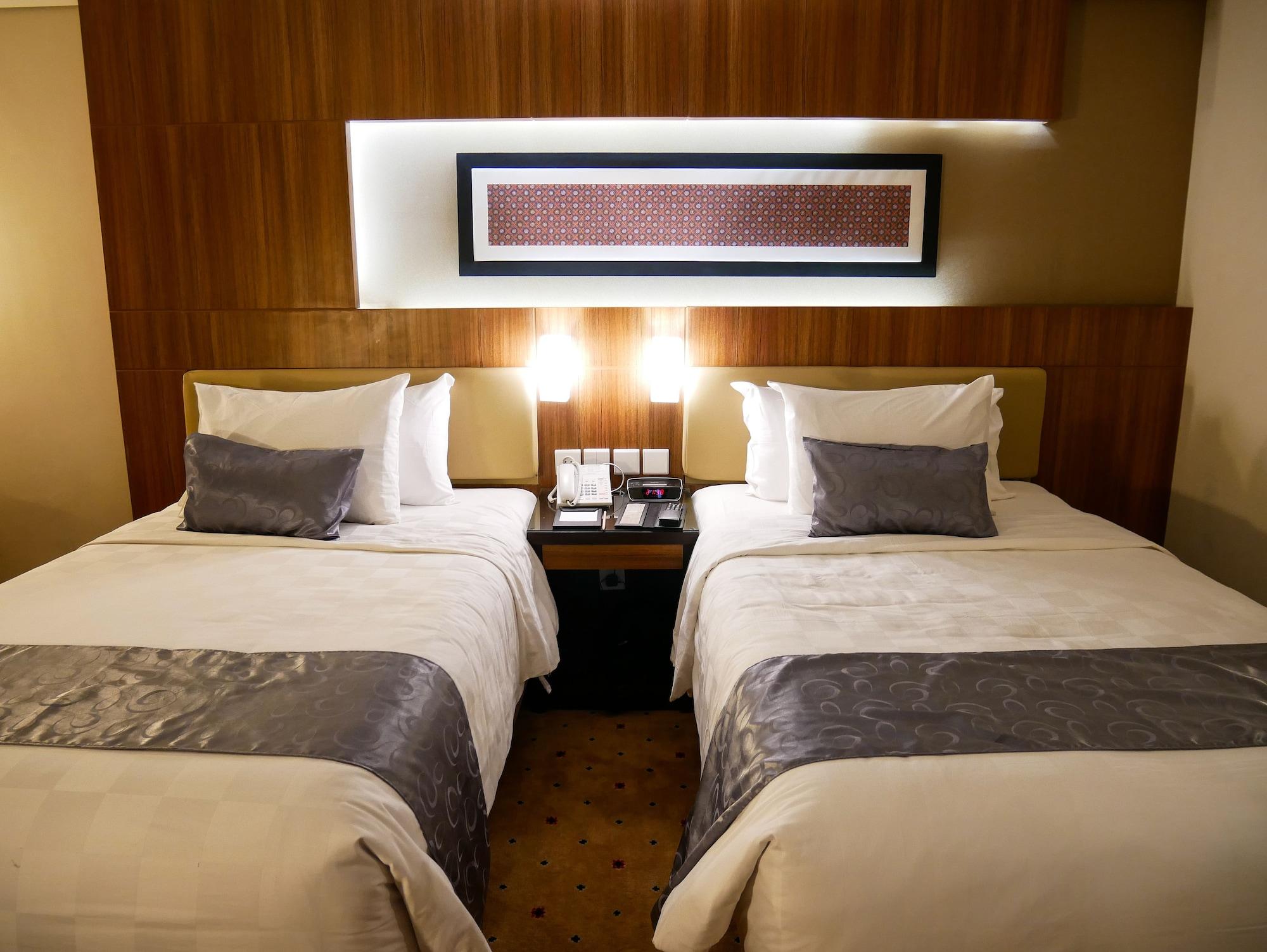 Best Western Premier La Grande Бандунг Екстериор снимка