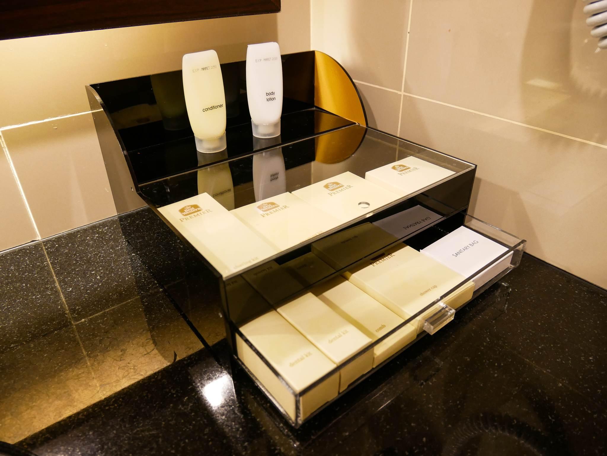 Best Western Premier La Grande Бандунг Екстериор снимка